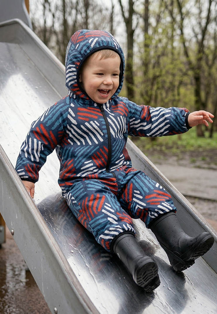 Непромокаемый комбинезон-дождевик фото